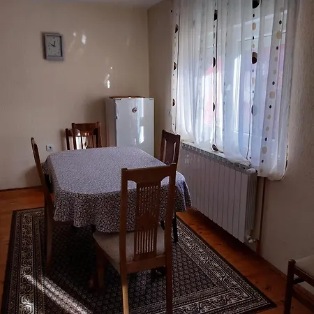 Rent A House - 