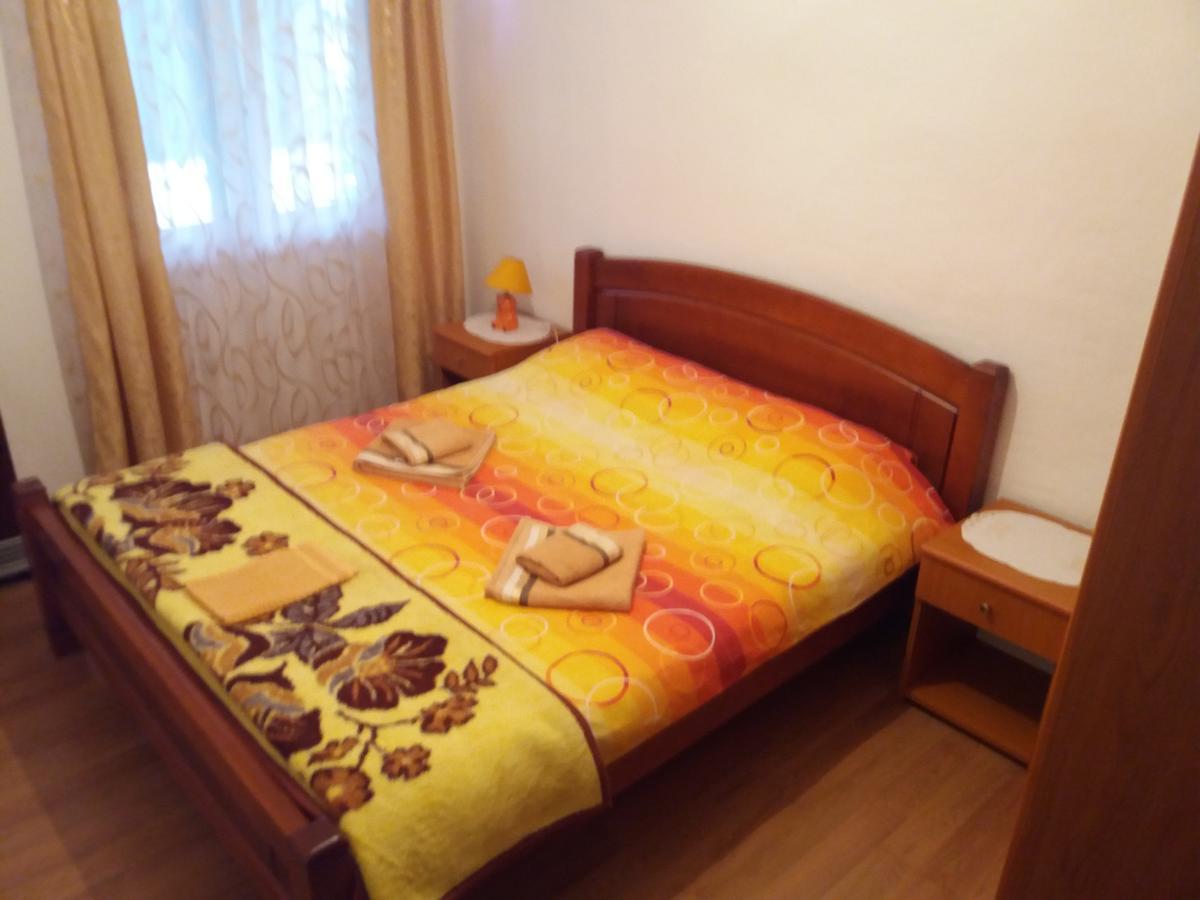 Rent A House - 
